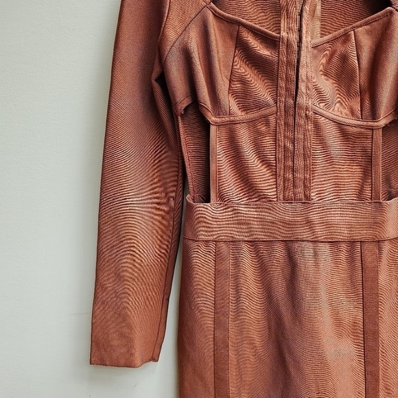 Miss Circle Burnt Orange Cut Out Body Contouring Dress, Size Large - Picture 4 of 11